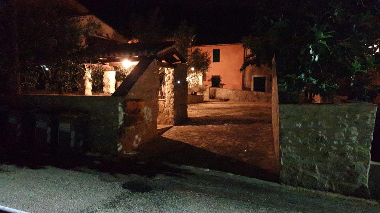 B&B I Martelli Trevi Esterno foto